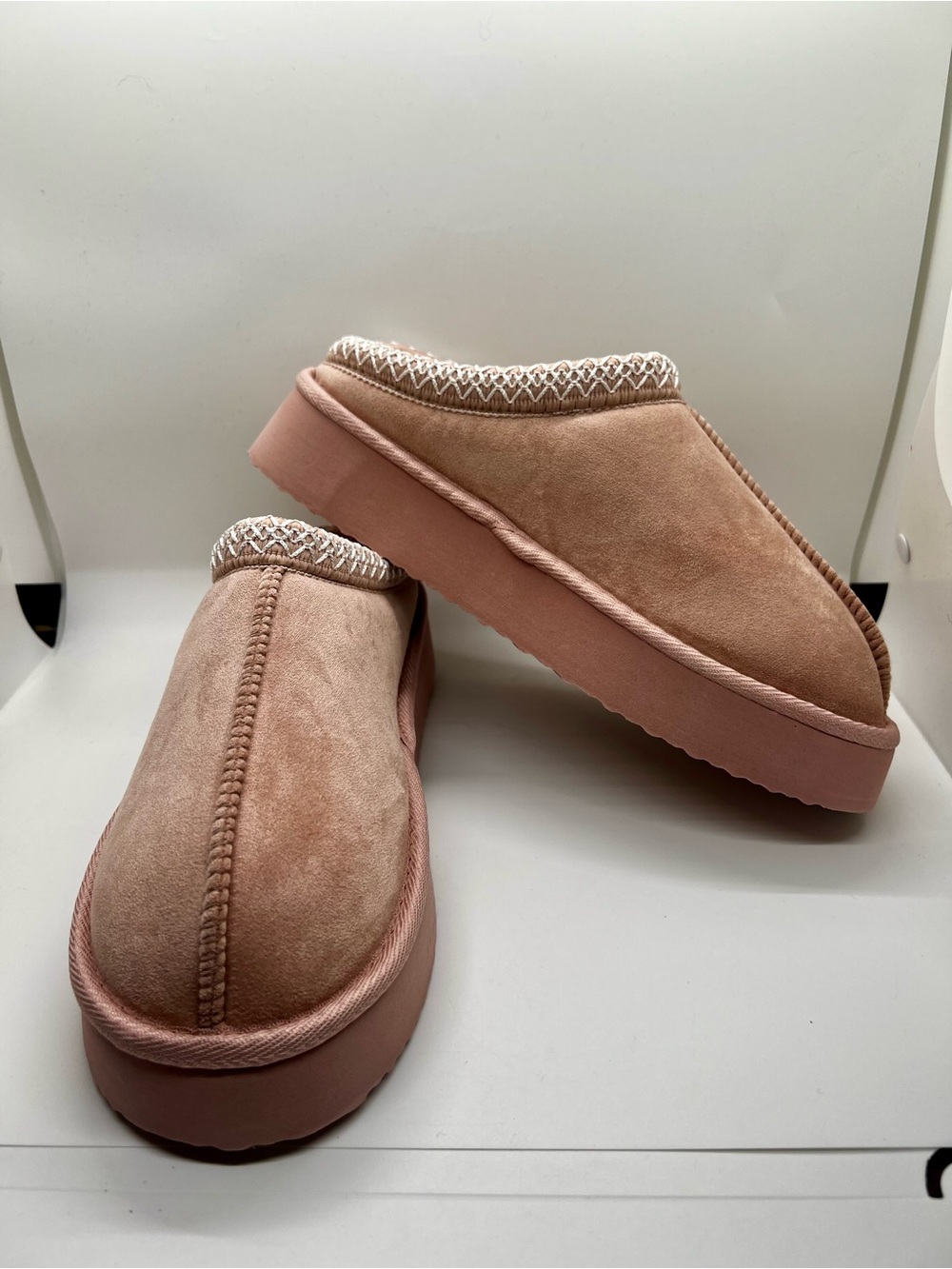 BRAND NEW Pink Lily Blush Suede Slip-On Platform Mules